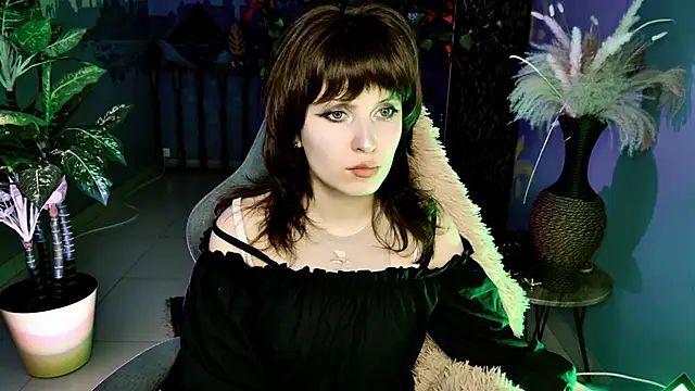 LolaAsmus online show from 04/13/26, 09:15