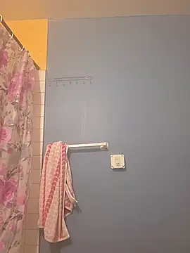 Snapshot of Jovende28 chatting on 11/01/25, 09:11 Jovende28 online show from 11/01/25, 09:11