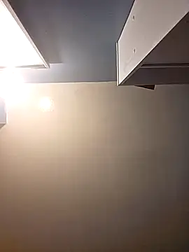 Snapshot of Jovende28 chatting on 11/03/25, 11:33 Jovende28 online show from 11/03/25, 11:33