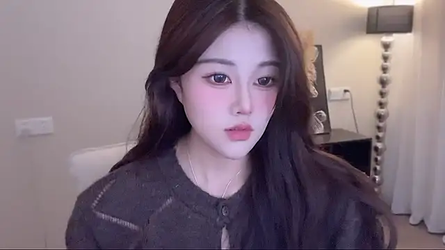 Strawberrybabyy1 online show from 11/02/25, 12:51