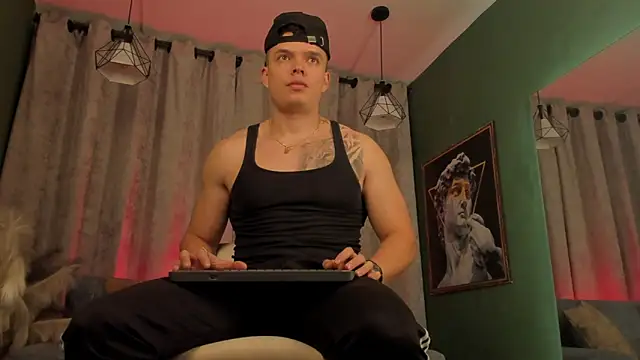 Snapshot of Jake_Tylerr_ chatting on 06/17/26, 02:18 Jake Tylerr online show from 06/17/26, 02:18
