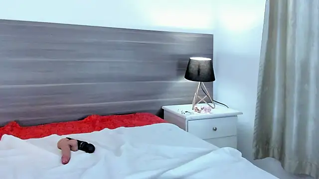 Vennus gir online show from 01/21/25, 11:45