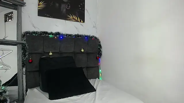 mikoto urab online show from 12/24/24, 12:22