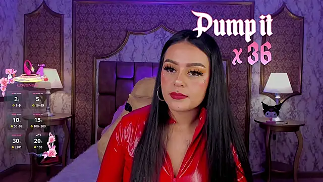 SoffiQueen online show from 10/06/25, 06:49