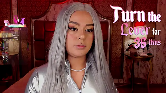 SoffiQueen online show from 12/19/25, 01:40