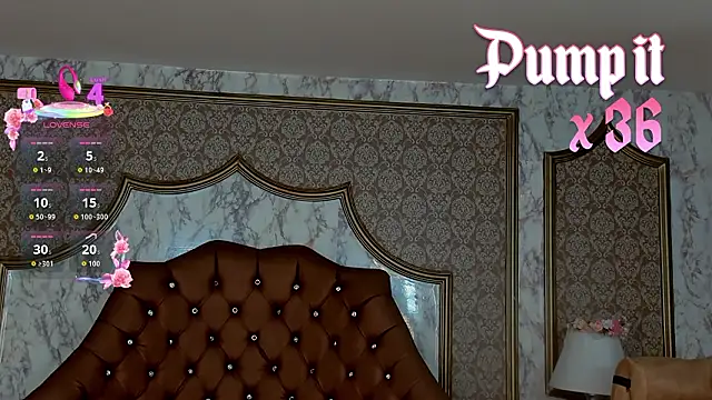 SoffiQueen online show from 02/12/26, 01:17