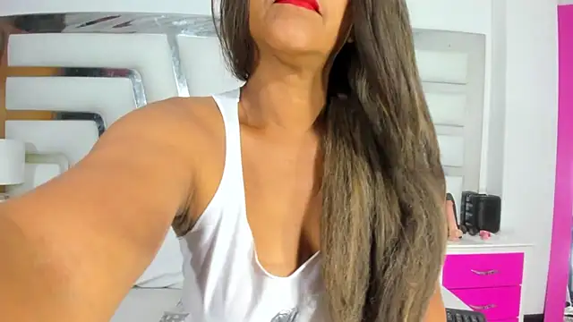 SaraaJhons online show from 02/23/25, 04:13