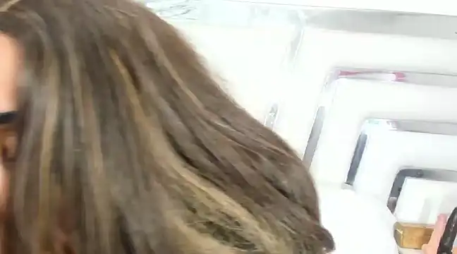 SaraaJhons online show from 02/24/25, 08:25