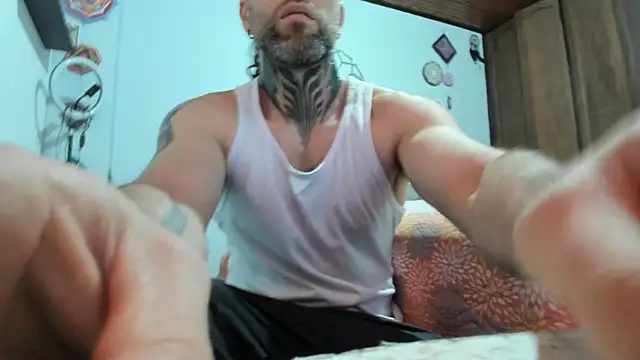 Snapshot of Antoniohot2024 chatting on 12/28/24, 01:59 Antoniohot2024 online show from 12/28/24, 01:59