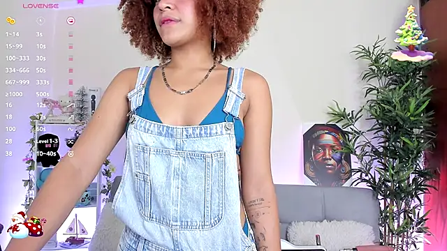 Snapshot of natty_romanof_18 chatting on 12/03/24, 12:27 natty romanof 18 online show from 12/03/24, 12:27