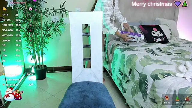 Snapshot of natty_romanof_18 chatting on 12/16/24, 03:54 natty romanof 18 online show from 12/16/24, 03:54