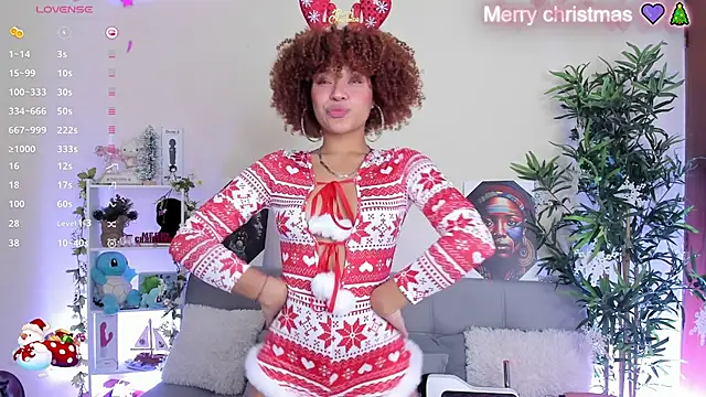 Snapshot of natty_romanof_18 chatting on 12/19/24, 12:45 natty romanof 18 online show from 12/19/24, 12:45