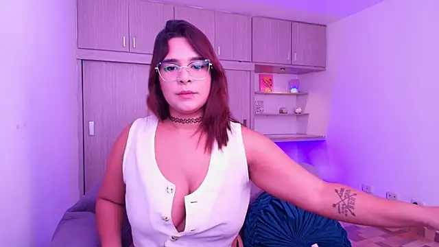 Shenoa1 online show from 03/18/25, 08:26