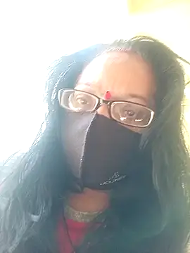 Snapshot of heenage chatting on 12/11/24, 06:47 heenage online show from 12/11/24, 06:47