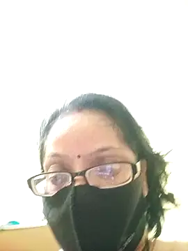 Snapshot of heenage chatting on 12/22/24, 12:49 heenage online show from 12/22/24, 12:49