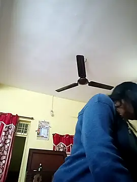 Snapshot of heenage chatting on 12/27/24, 04:47 heenage online show from 12/27/24, 04:47