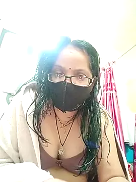 Snapshot of heenage chatting on 03/22/25, 08:51 heenage online show from 03/22/25, 08:51