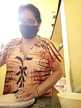 Snapshot of heenage chatting on 09/09/25, 03:00 heenage online show from 09/09/25, 03:00