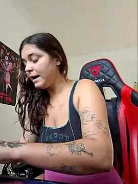 luuhcat09 online show from 03/18/25, 11:08