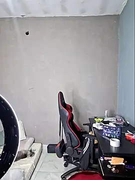 luuhcat09 online show from 11/13/25, 01:04