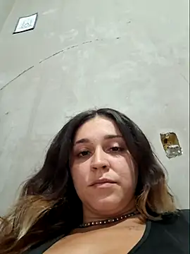 luuhcat09 online show from 02/12/26, 04:13