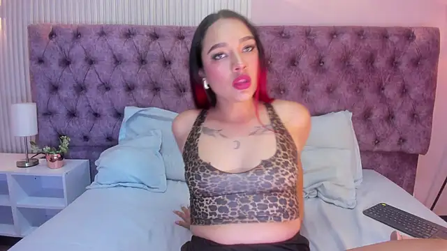 EMILYY FOXY online show from 02/11/25, 07:38