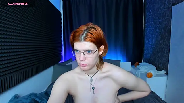 Snapshot of KIKI_Krash chatting on 12/03/24, 10:17 KIKI Krash online show from 12/03/24, 10:17