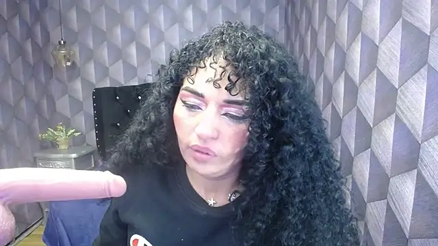 Snapshot of Sofiacowperx chatting on 01/27/25, 11:11 Sofiacowperx online show from 01/27/25, 11:11