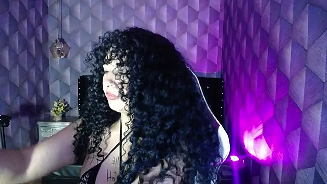 Snapshot of Sofiacowperx chatting on 02/24/25, 04:58 Sofiacowperx online show from 02/24/25, 04:58