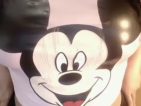 Snapshot of Sofiacowperx chatting on 11/20/25, 12:49 Sofiacowperx online show from 11/20/25, 12:49