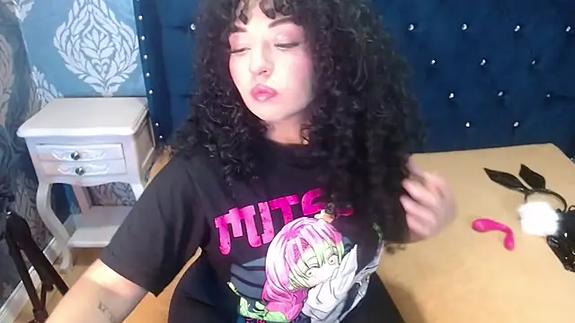 Sofiacowperx online show from 02/26/26, 01:10