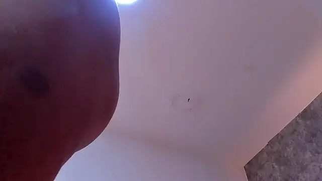 laura smith33 online show from 03/18/25, 06:37