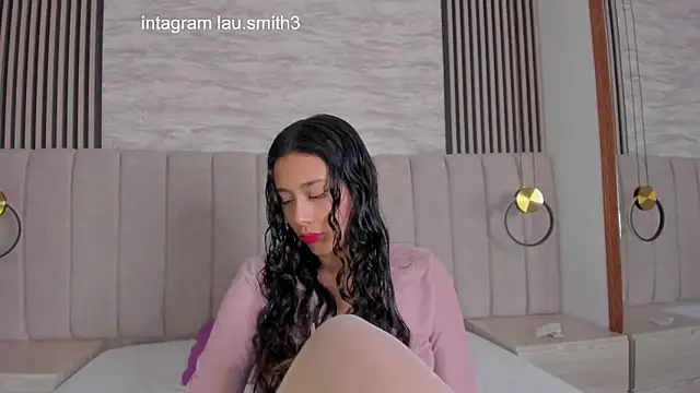 laura smith33 online show from 09/22/25, 02:08