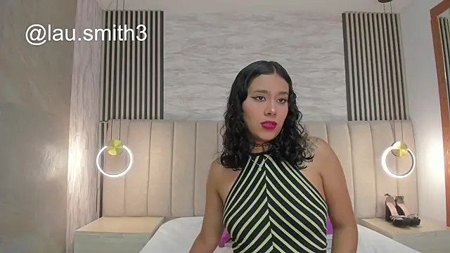 laura smith33 online show from 10/29/25, 03:03