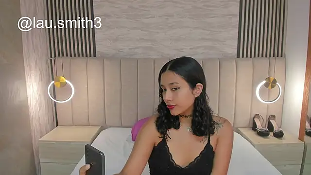 laura smith33 online show from 11/05/25, 02:39