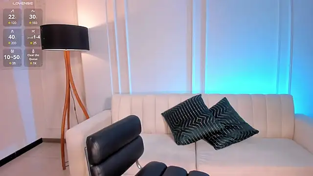 SavannahStorm online show from 02/01/25, 06:19