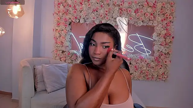 SavannahStorm online show from 04/05/26, 12:24