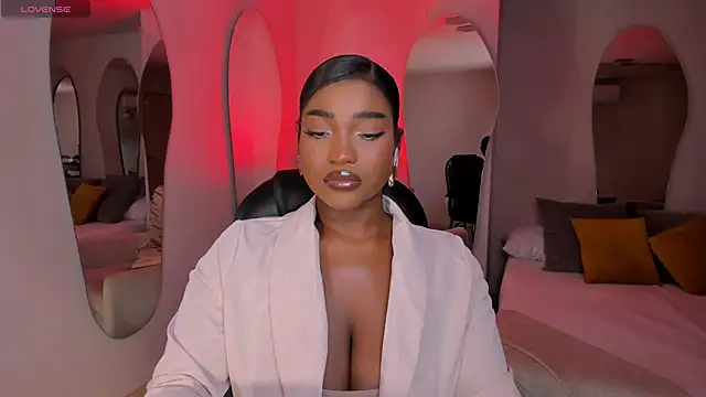 SavannahStorm online show from 04/10/26, 12:32