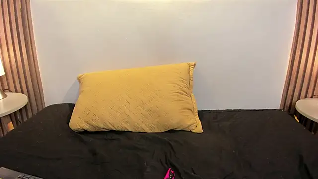 liz goth online show from 01/19/25, 04:36