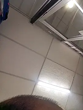 Adanavieidra online show from 04/25/26, 10:29