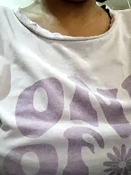 illay love online show from 09/29/25, 06:51