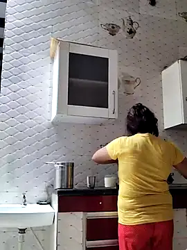 illay love online show from 10/02/25, 07:26