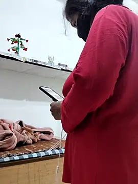 illay love online show from 02/13/26, 02:40