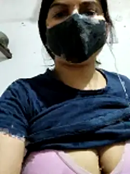 illay love online show from 03/25/26, 04:13