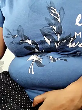 illay love online show from 04/07/26, 05:08