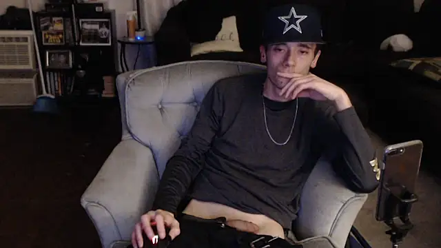 Snapshot of MrKingDick607 chatting on 02/08/25, 02:36 MrKingDick607 online show from 02/08/25, 02:36