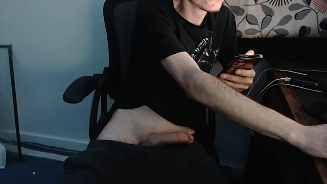 MrKingDick607 online show from 04/18/26, 09:57