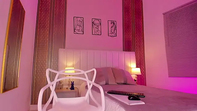 zoe sky  online show from 09/25/25, 11:47