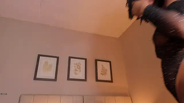 zoe sky  online show from 03/28/26, 11:43