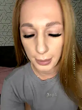 Snapshot of Tatti-Go chatting on 09/30/25, 11:37 Tatti-Go online show from 09/30/25, 11:37